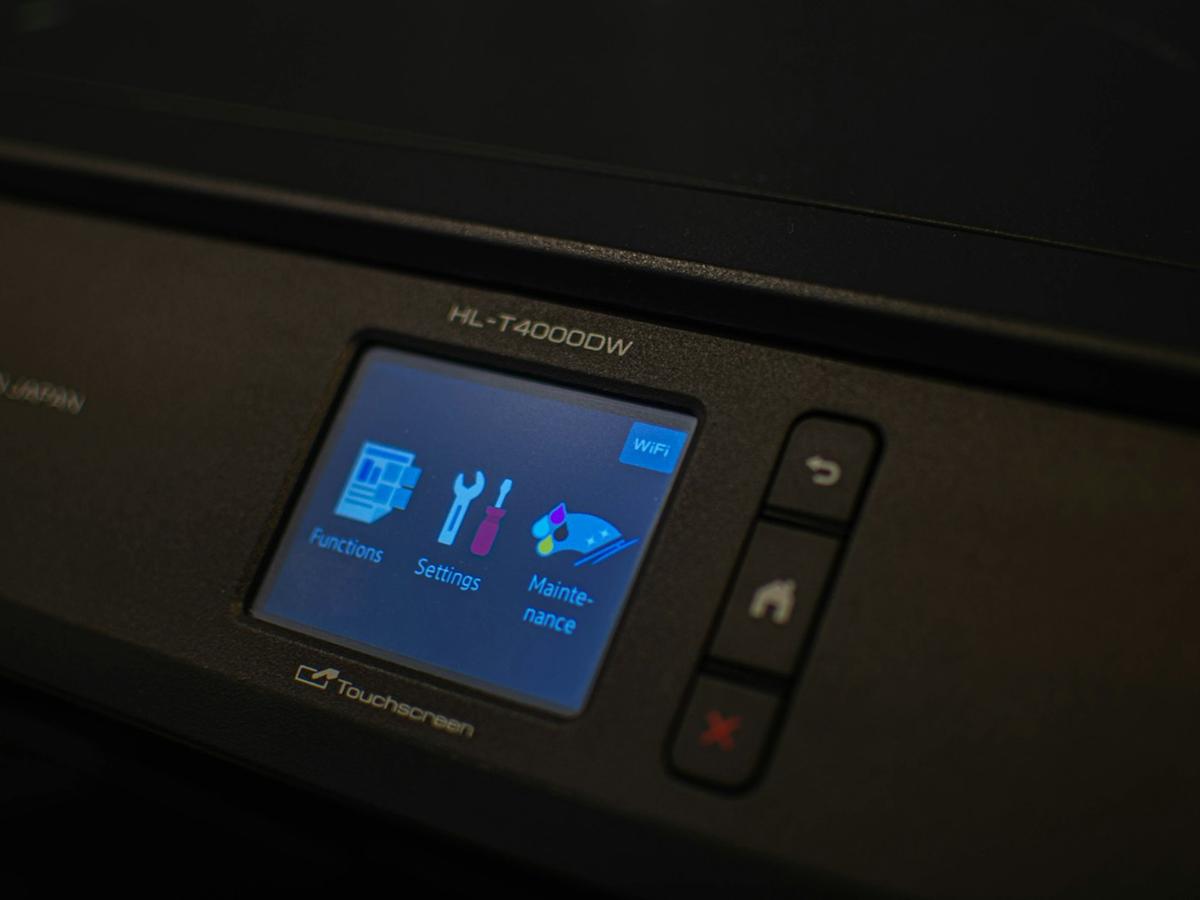 Painel touchscreen de uma impressora